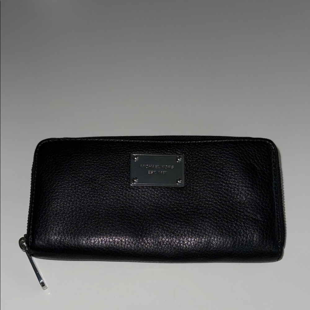 Michael Kors Black Pebbled Leather Zip Wallet